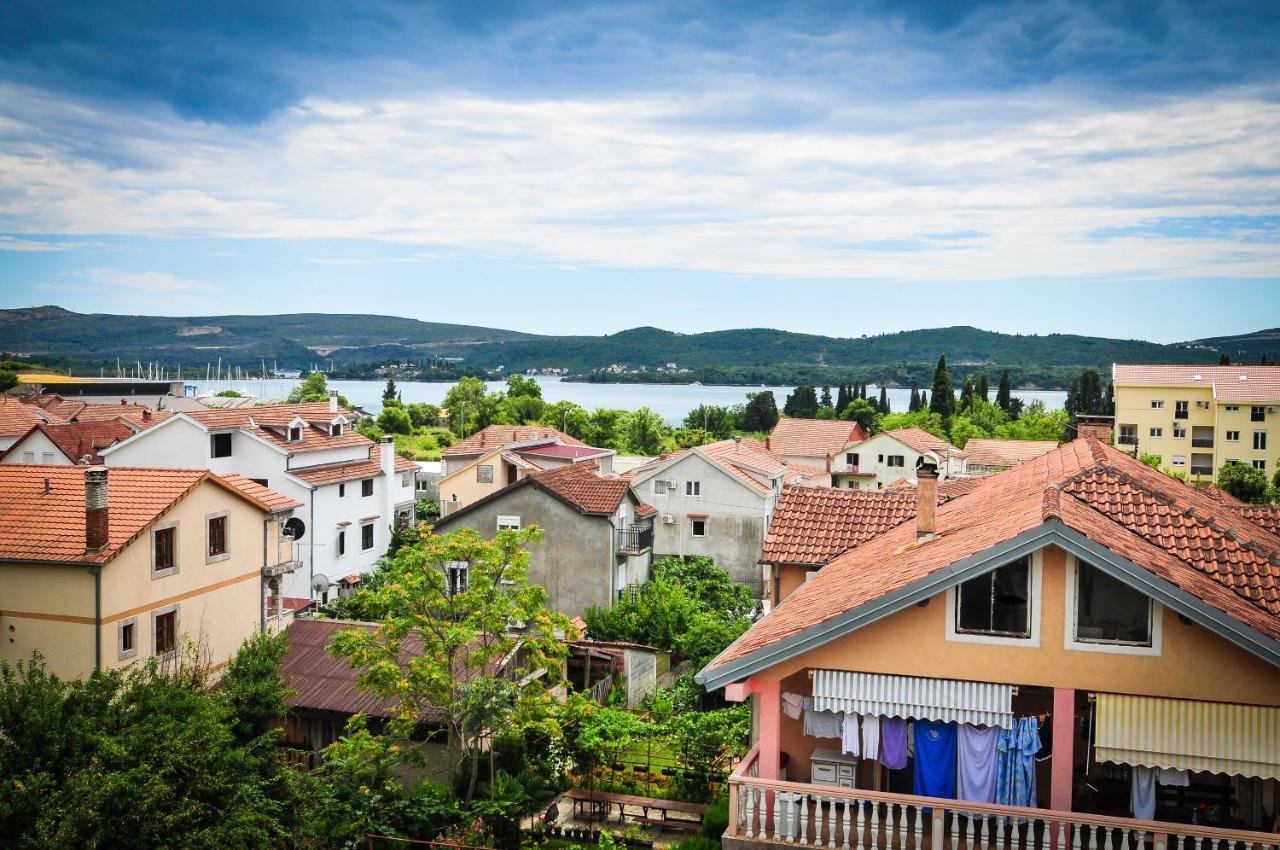 Milosavljevic Apartments Tivat Exterior photo